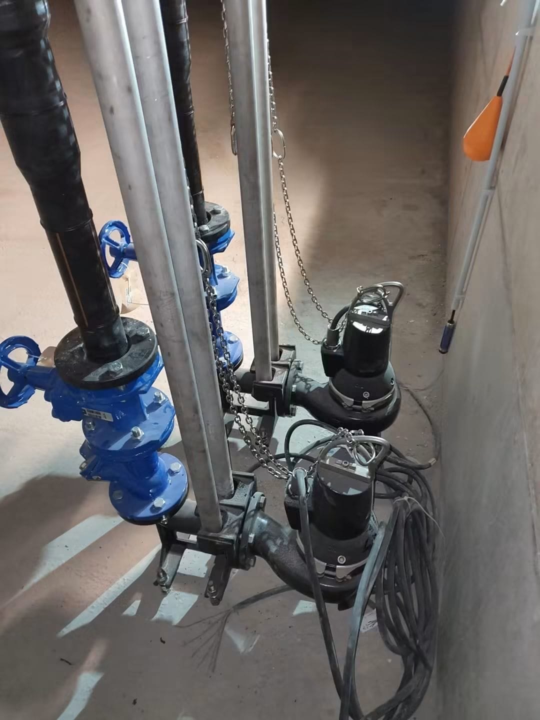 Pompes submersibles sur glissières